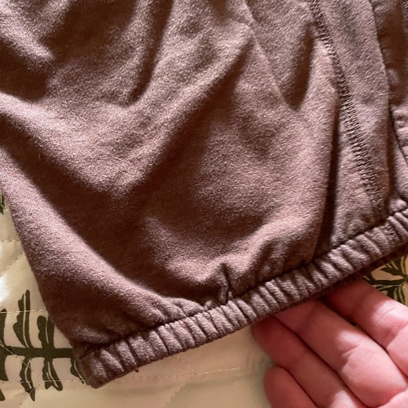 Sweatpants 3/4 length size L  by MOSSIMO - Picture 6 of 9